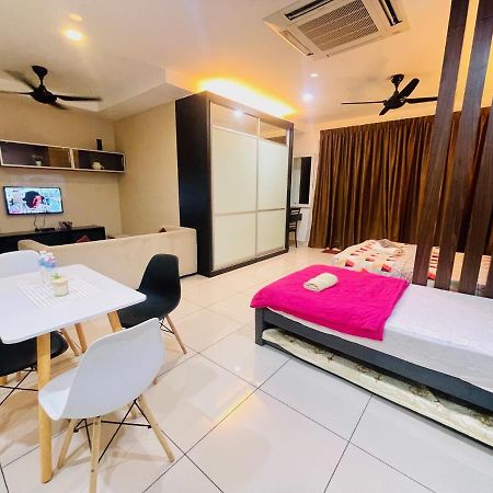 Ola Studio Penang At Mansion One George Town  Kültér fotó