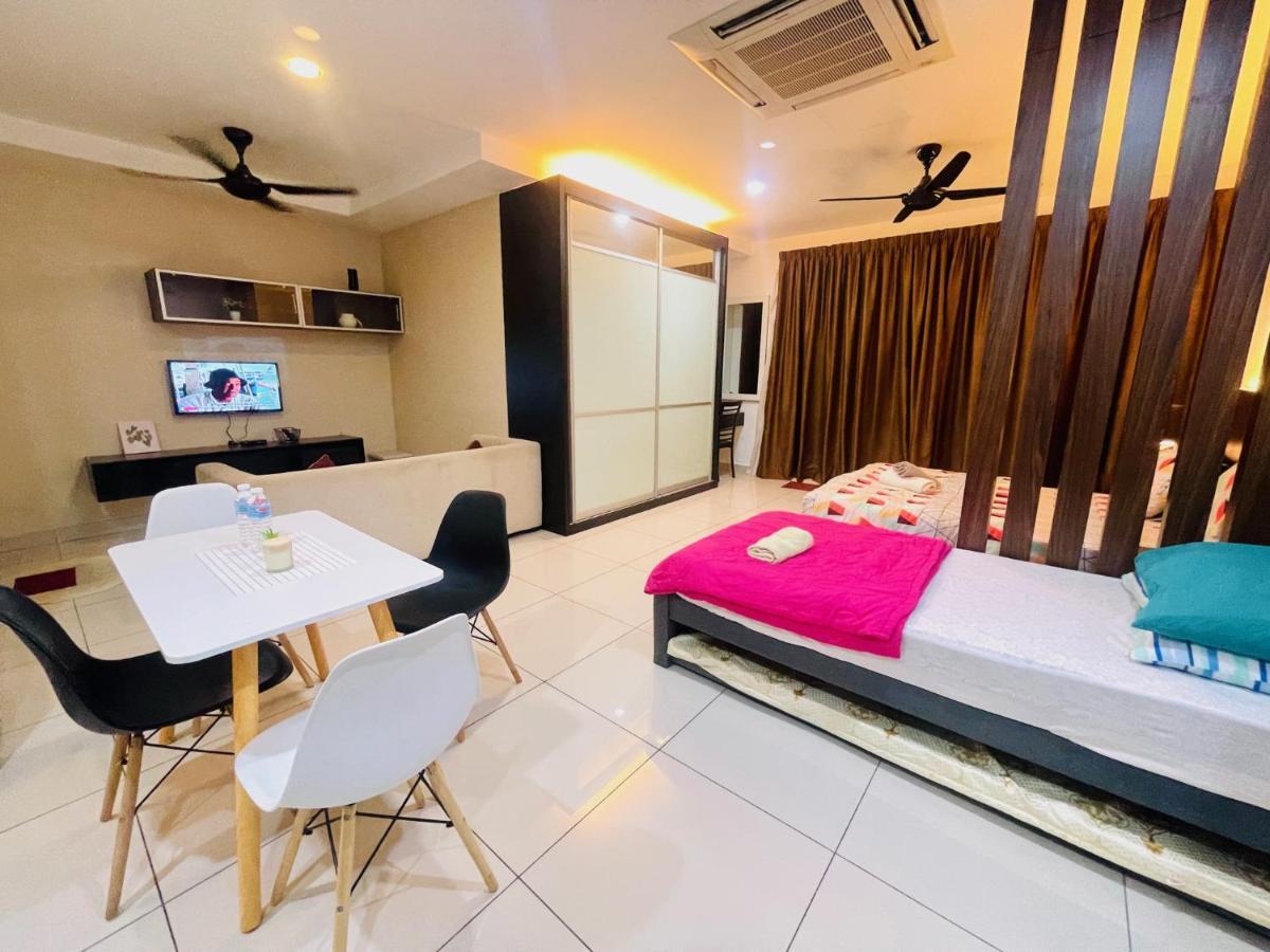 Ola Studio Penang At Mansion One George Town  Kültér fotó
